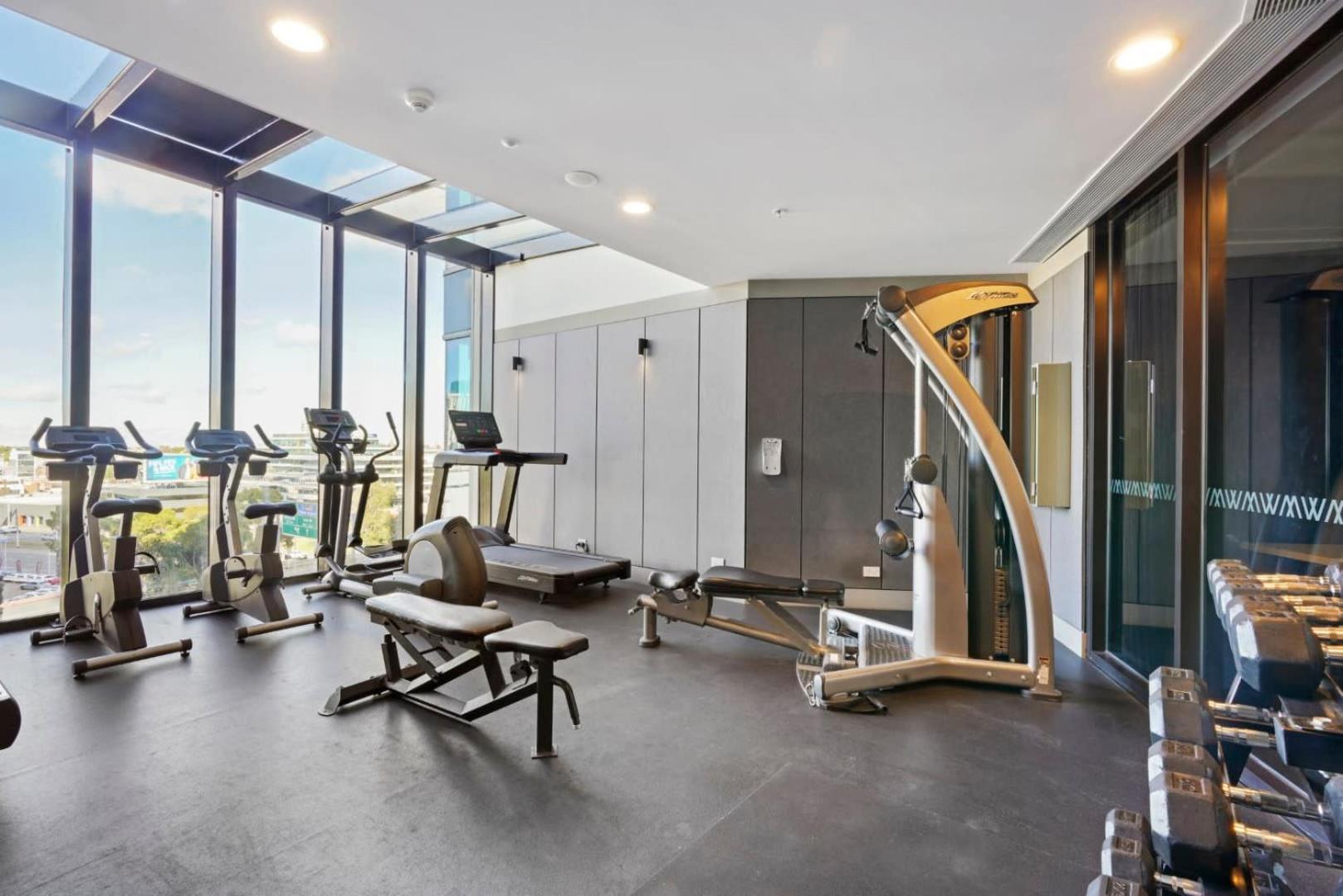 Modern 1 Bedroom In Southbank Apartment Melbourne